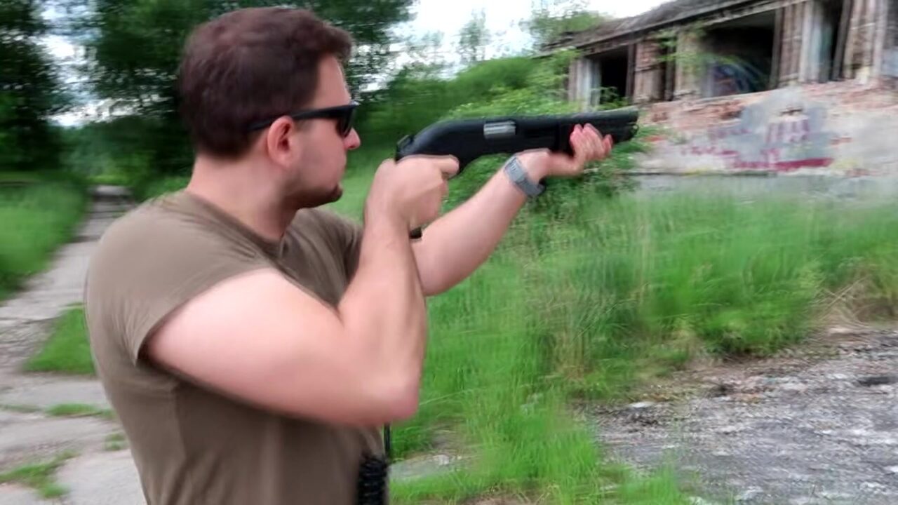am-frog-custom-62-feaps-cam-ii-sf-hpa-shell-ejecting--1.jpg