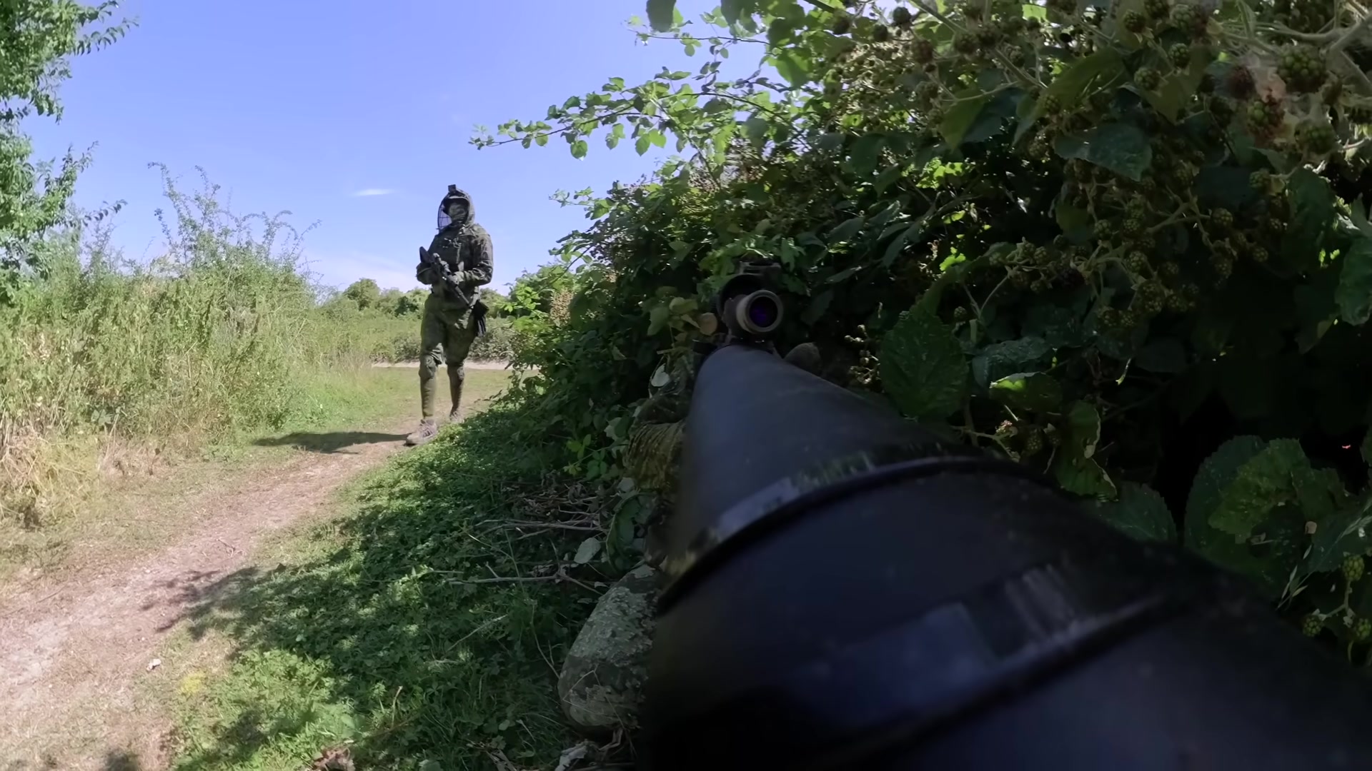 am-i-climbed-a-cliff-for-extreme-range-airsoft-snipin-2.jpg